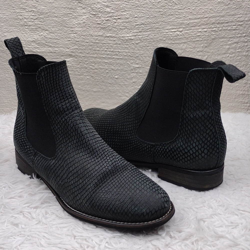 Firth Blue Grey Suede Leather Snakeskin Pattern Almond Toe Low Heel Ankle Boot